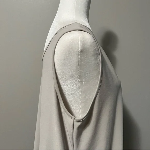 Sympli Color Block Reversible Angle Tank - Picture 9 of 12